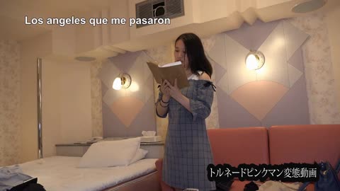 拥有性感身材的明亮纯真大学新生 Natchan 在奇迹 02 中露出了她的脸