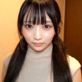 FC2PPV 4753521 【无】极致偶像脸美女！可爱与性感并存！长舌淫荡口交。泪眼婆娑，仰视美人间！窥器内窥，吞咽，中出。※附赠高清