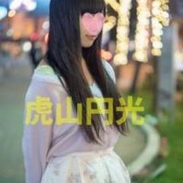 FC2PPV 4759528 【私拍】初拍叶月18岁黑长发白皙肌肤手淫的话精子飞的不一样【素人视频】