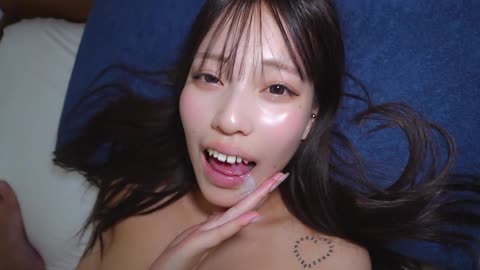 日向酱，可爱又淫荡的女孩，拥有美丽的E罩杯胸部 