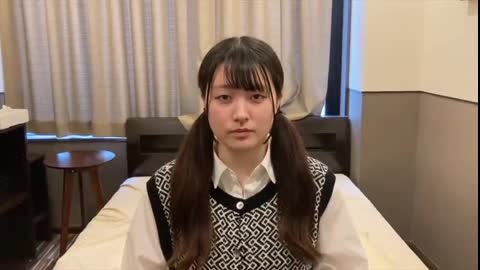 4776614-2 【前30名立减500日元】凛香19岁_2・颜射＆爆乳・生猛。和桥本环奈一样的JD再会！颜射后，穿着校服的她连续爆乳两次！（042）