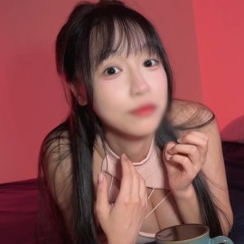 FC2 PPV 4777627 【半价至10月23日！】H罩杯的白皙美人。浸泡在泥浆中进入发情状态。爱液溢出，强烈的活塞运动深入阴道，美丽的裸体被浓厚的群射！