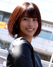 FC2-PPV-4814532 一位育有一子的母亲，一个处女杀手，一对每天都进行奶油派性爱的幸福已婚夫妇，却以“抚养费”为借口申请成为AV女优。这位变态妈妈在高速活塞式抽插中喷射高潮！大量的精液溅到她的肚子上……