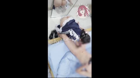绫香不吃香菜 顶级萝莉博主COSer各种白丝套装看不腻