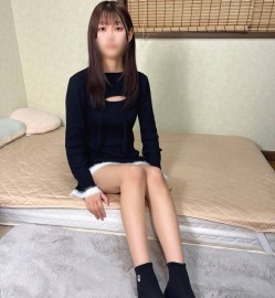 FC2PPV 4865843 【完全素人&初撮り】美脚×美尻の18歳JD♡芋っぽくて初々しい恥ずかしがり屋のリアルな反応が堪らない♡まさかの中出しに困惑…