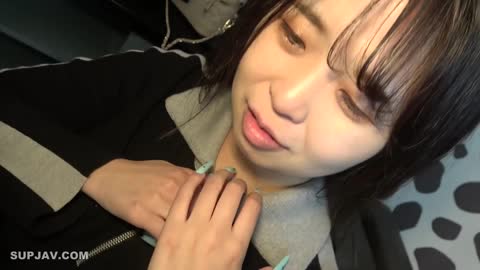 FC2PPV 4865938 【Hカップ美爆乳】おとなしそうな24歳人妻が旦那に内緒で火遊び♥素朴な顔で他人棒に貫かれ裏切りの剛毛マ○コびしょ濡れ中出し不倫♥