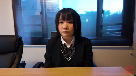 肉便器堕ち27人目 まい（18歳）J⭕️ 『激かわJ⭕️人間卒業式』  とんでもない逸材が獣会に。 なんと学校の卒業式終わりにそのまま足を運んできました。笑