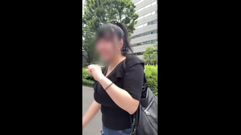 息子は小学校へ。旦那は仕事へ。お母さんは初めての浮気でホテルへ。2